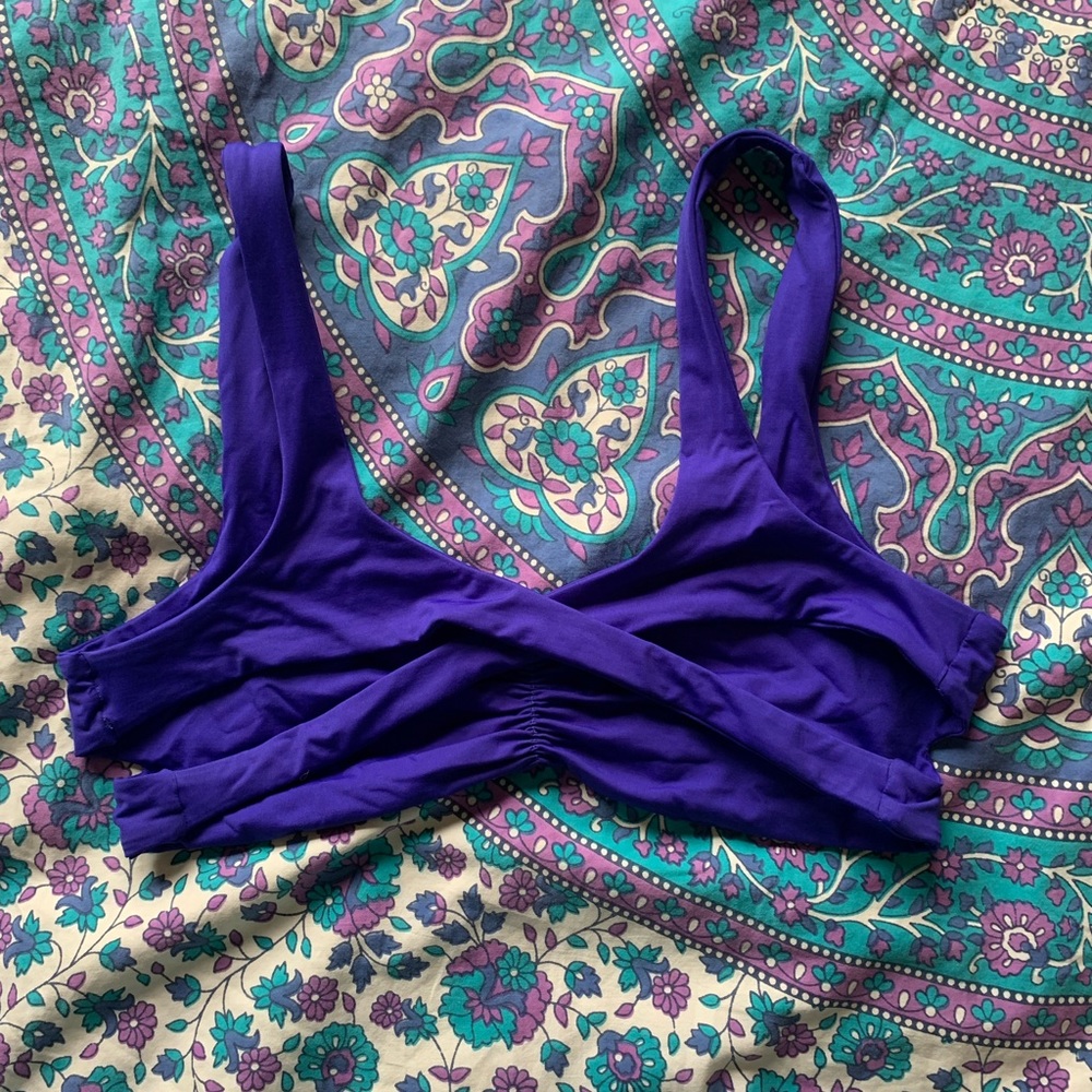 L space bikini top - Picture 2 of 4